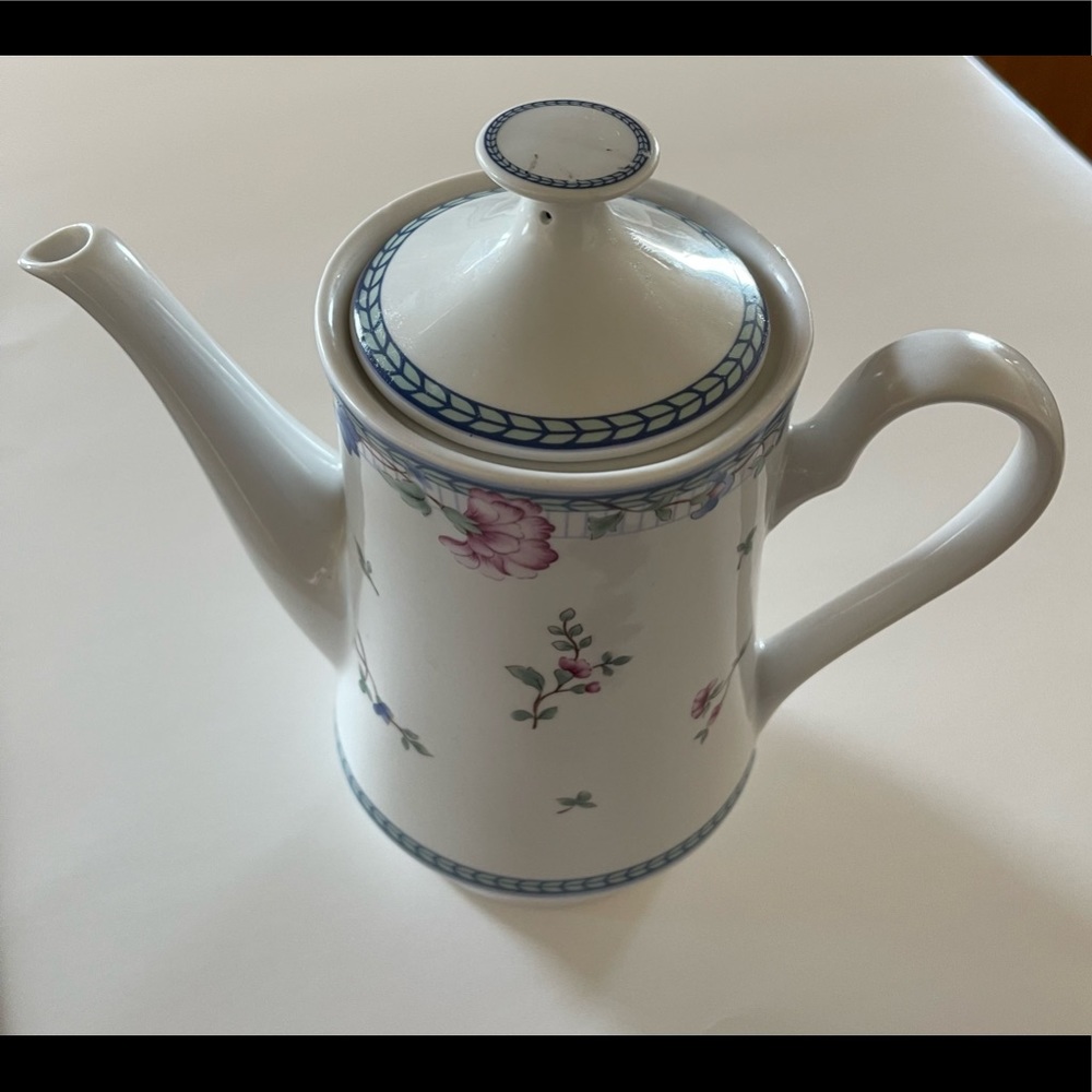 Blue Lattice Fine Porcelain by Oneida Tea Pot